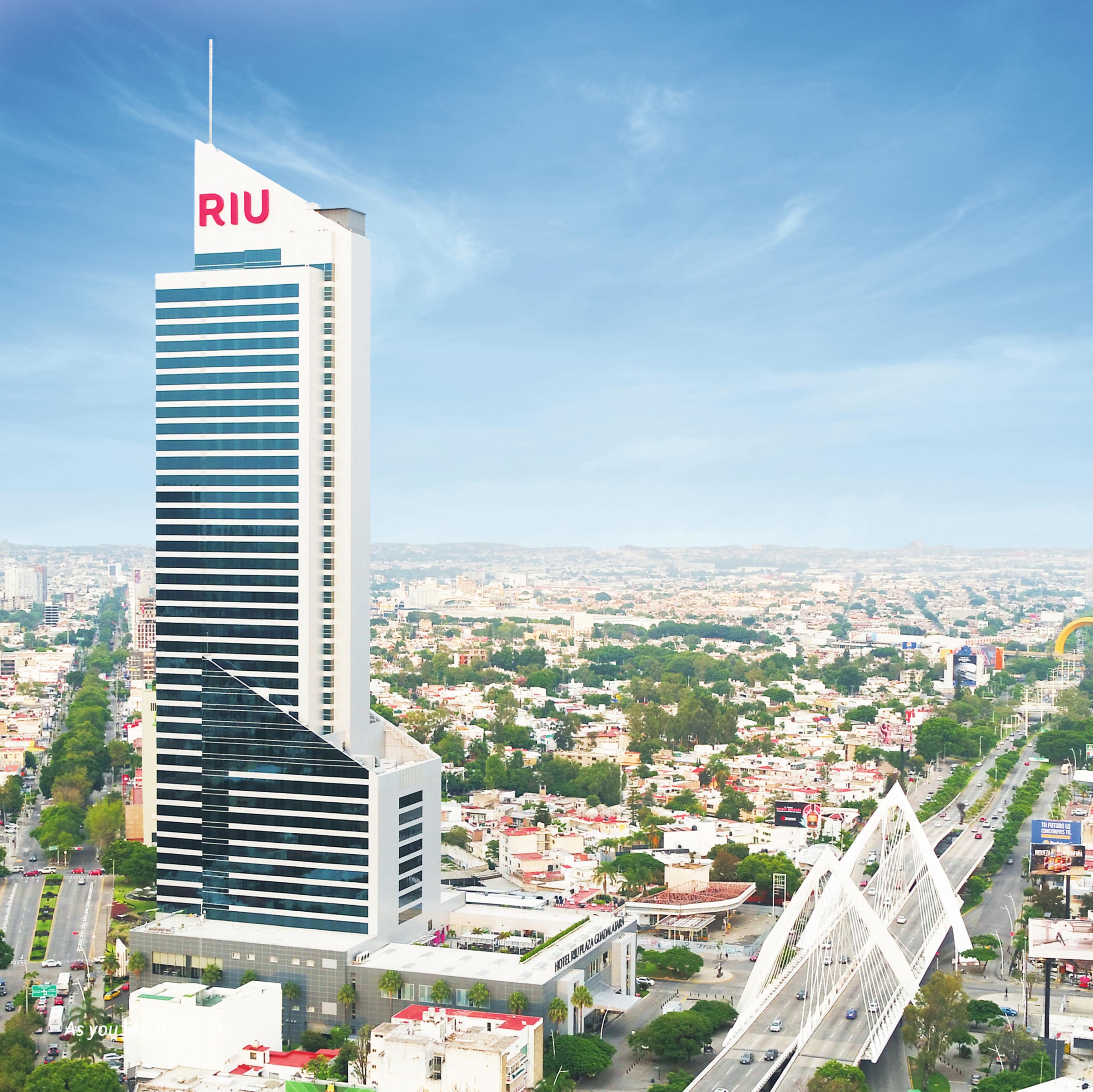 Riu Plaza Guadalajara Hotel Exterior foto