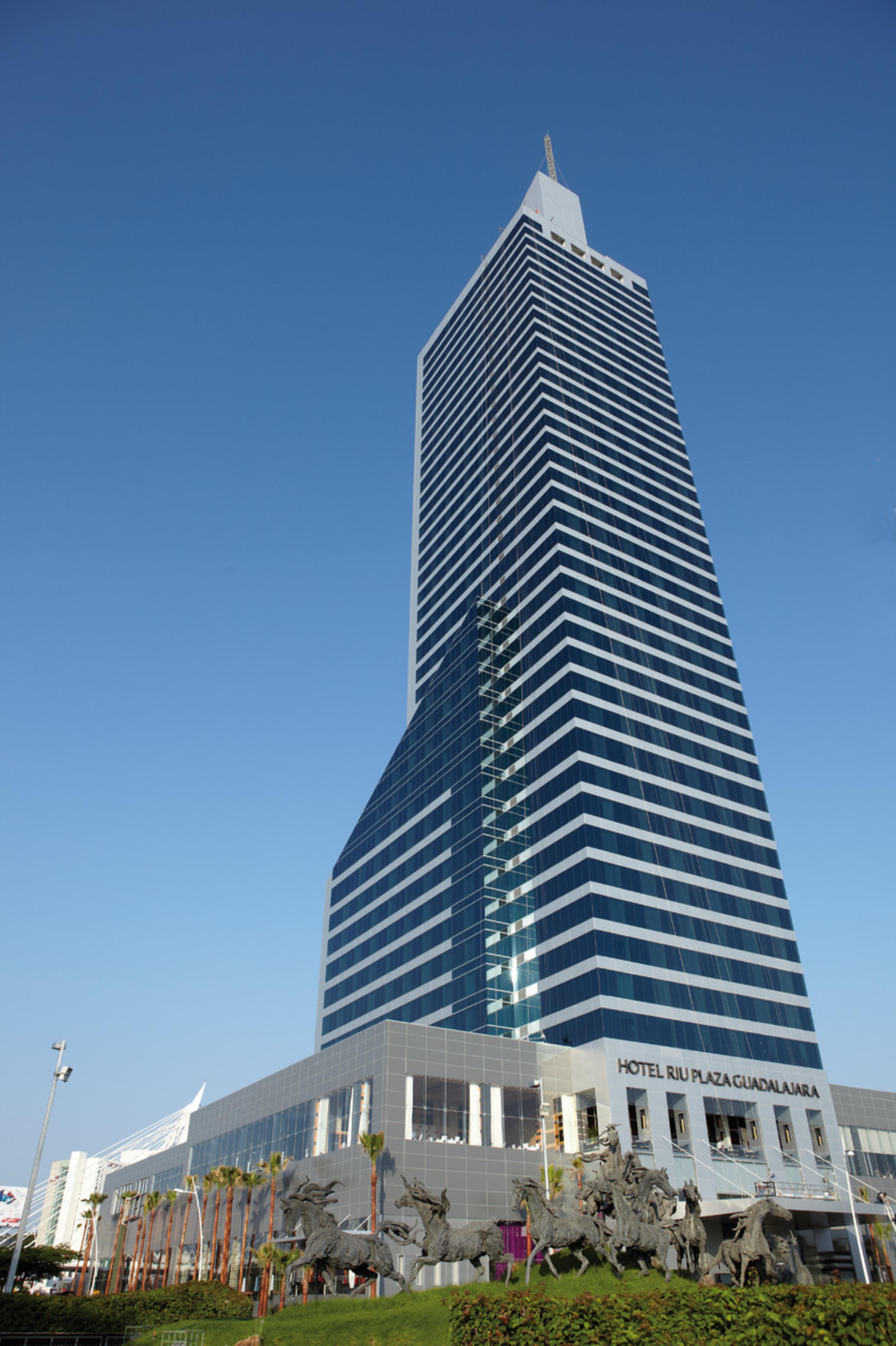 Riu Plaza Guadalajara Hotel Exterior foto