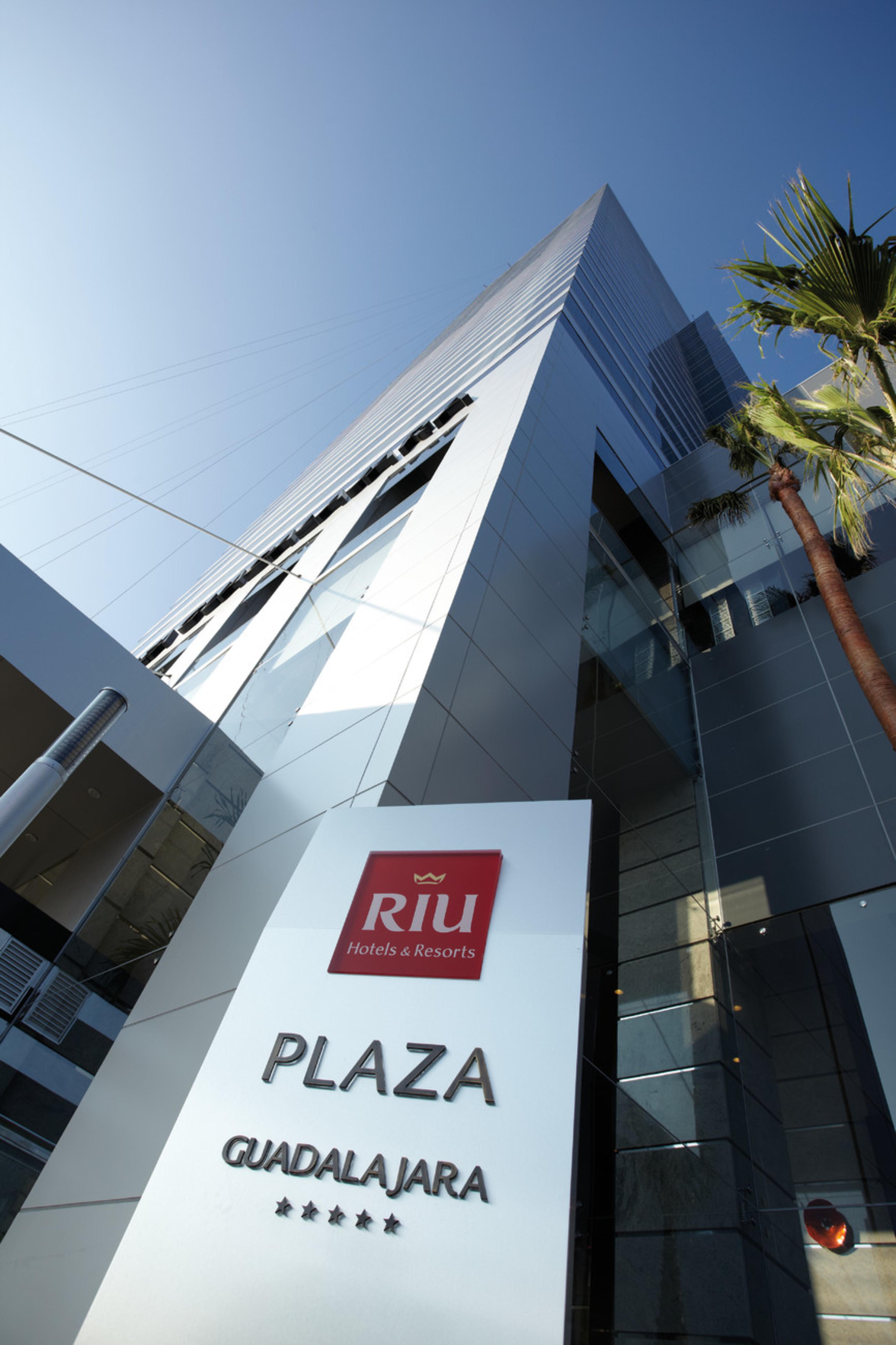 Riu Plaza Guadalajara Hotel Exterior foto