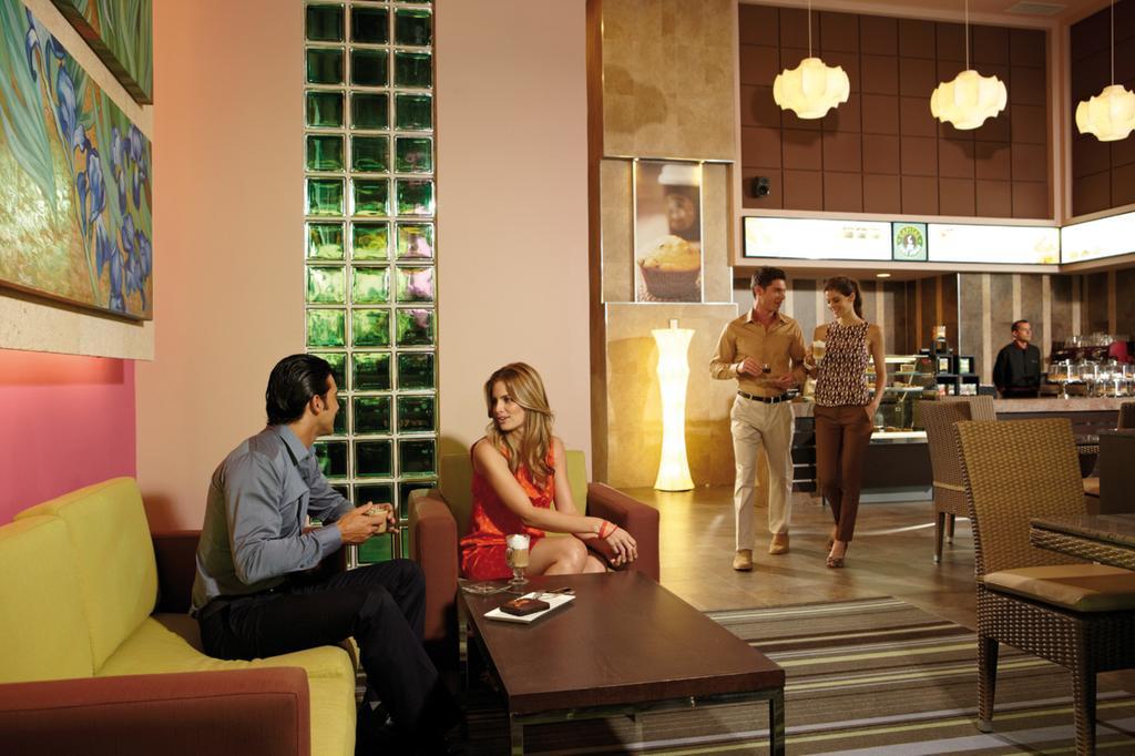 Riu Plaza Guadalajara Hotel Exterior foto
